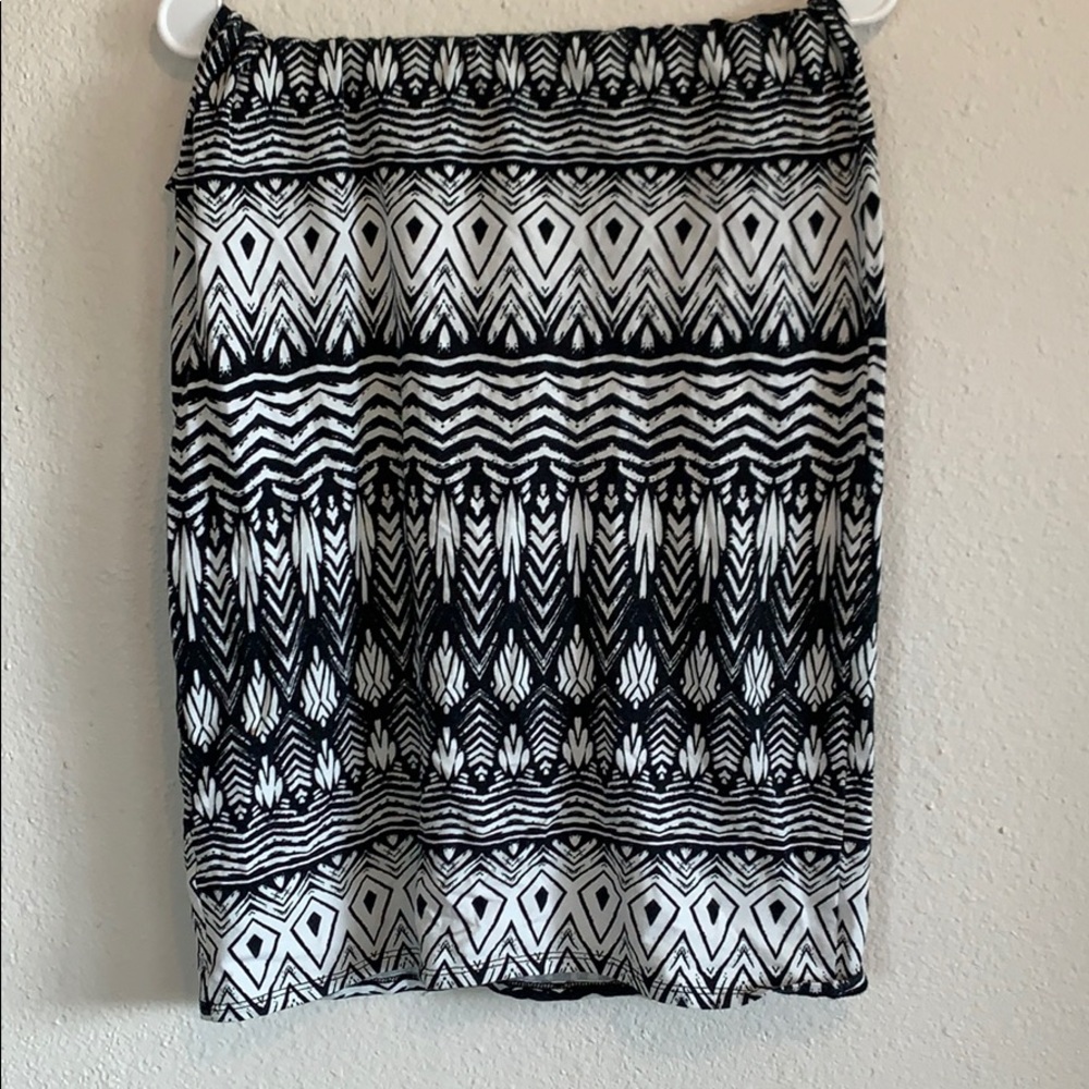 Tribal print skirt